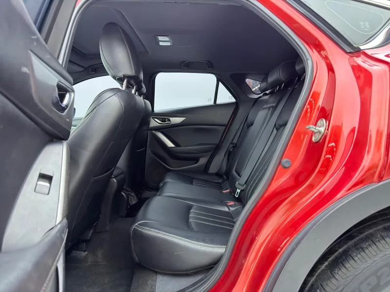 Mazda CX-4 2018 2.0L Automatic two-wheel drive blue sky vitality version China V interior photo 8