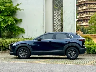 Mazda CX-30 2020 2.0L Tipo de calidad automática exterior foto 4 Mazda CX-30 2020 2.0L Tipo de calidad automática exterior foto 4