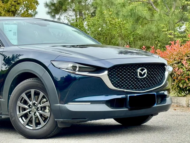 Mazda CX-30 2020 2.0L Tipo de calidad automática exterior foto 5 Mazda CX-30 2020 2.0L Tipo de calidad automática exterior foto 5