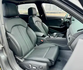 Audi A4L 2024 40 TFSI Deluxe Dynamic interior photo 9 Audi A4L 2024 40 TFSI Deluxe Dynamic interior photo 9