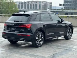 Audi Q5L 2022 40T RS Type de kit de vitesse extérieur photo 6 Audi Q5L 2022 40T RS Type de kit de vitesse extérieur photo 6