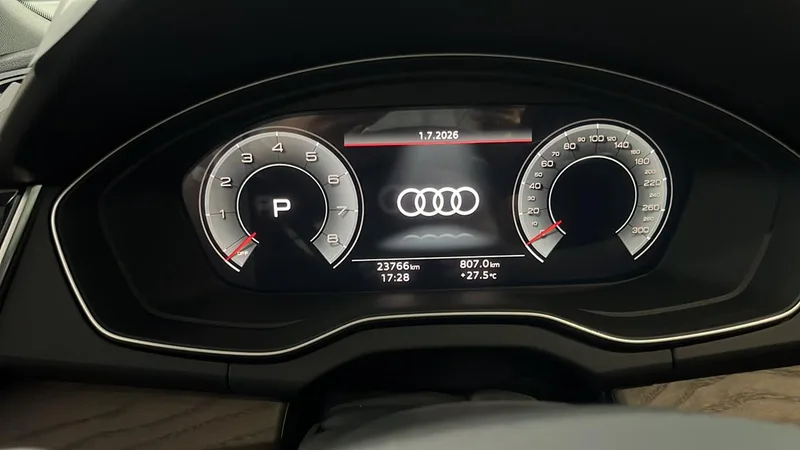 Audi Q5L 2024 40TFSI Lujo y elegante interior foto 16