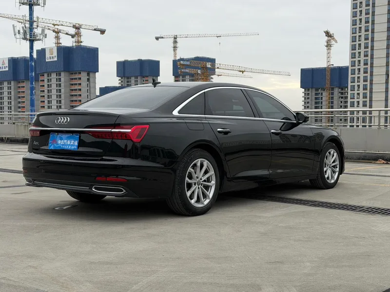Audi A6L 2022 40 TFSI Роскошный элегантный тип интерьер фото 19 Audi A6L 2022 40 TFSI Роскошный элегантный тип интерьер фото 19