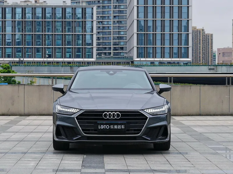 Audi A7 2022 45 TFSI Type de sélection extérieur photo 2 Audi A7 2022 45 TFSI Type de sélection extérieur photo 2