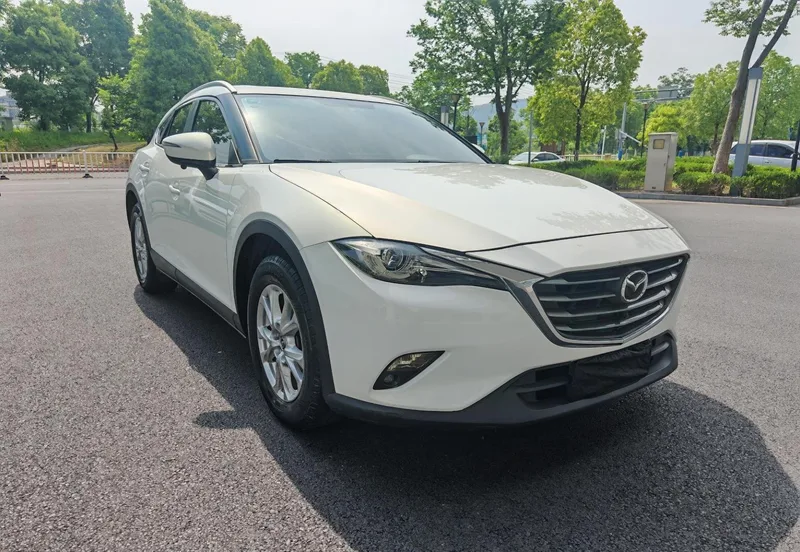 Mazda CX-4 2016 2.0L Automatic two-wheel drive blue sky grade version exterior photo 3 Mazda CX-4 2016 2.0L Automatic two-wheel drive blue sky grade version exterior photo 3