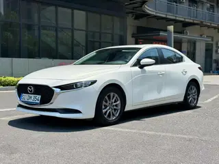 Mazda Mazda3 Axela 2020 1.5L Автоматическая качественная версия