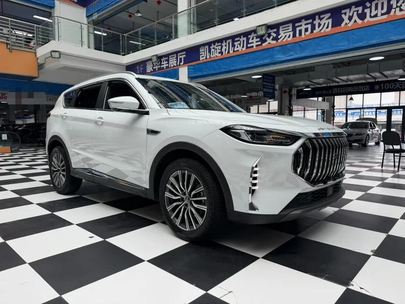 Jetour X70 PLUS 2023 1.5T DCT Brave person PLUS 5 seat exterior photo 3 Jetour X70 PLUS 2023 1.5T DCT Brave person PLUS 5 seat exterior photo 3