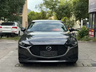Mazda Mazda3 Axela 2020 1.5L automatic quality version exterior photo 2