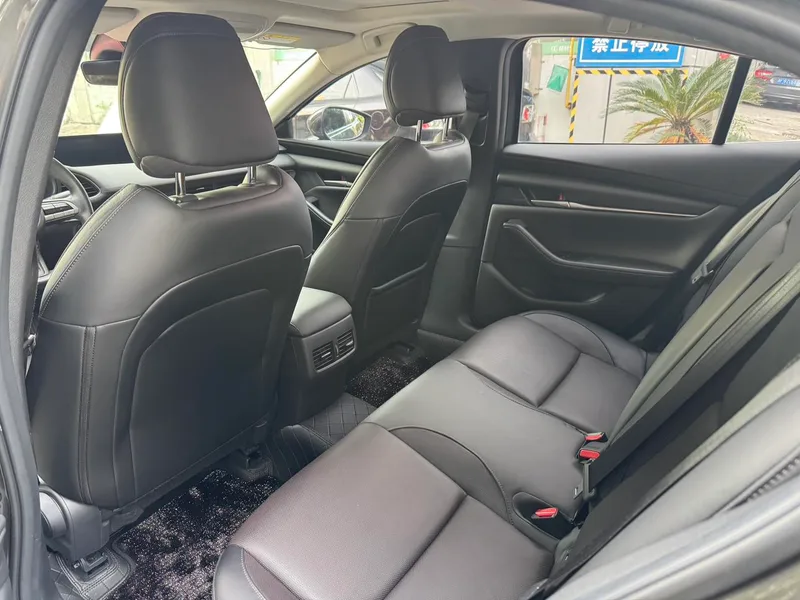 Mazda Mazda3 Axela 2020 1.5L automatic quality version interior photo 10