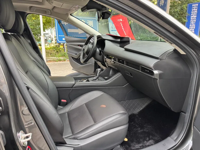 Mazda Mazda3 Axela 2020 1.5L automatic quality version interior photo 11
