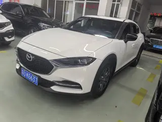 Mazda CX-4 2020 2.0L Два привода Blue Sky Version Edition