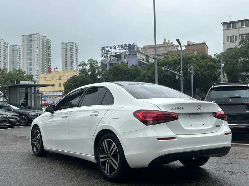 Mercedes-Benz A-Class 2021 A 180 L exterior photo 5 Mercedes-Benz A-Class 2021 A 180 L exterior photo 5