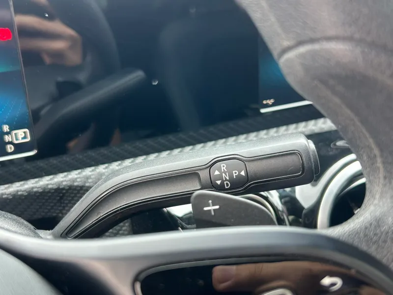 Mercedes-Benz A-Class 2021 A 180 L interior photo 14 Mercedes-Benz A-Class 2021 A 180 L interior photo 14