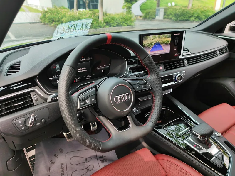 Audi A4L 2025 200 Versión Yuexiang de diez mil vehículos 40 TFSI Deluxe dinámico exterior foto 5 Audi A4L 2025 200 Versión Yuexiang de diez mil vehículos 40 TFSI Deluxe dinámico exterior foto 5