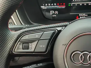 Audi A4L 2025 200 Versión Yuexiang de diez mil vehículos 40 TFSI Deluxe dinámico interior foto 13 Audi A4L 2025 200 Versión Yuexiang de diez mil vehículos 40 TFSI Deluxe dinámico interior foto 13