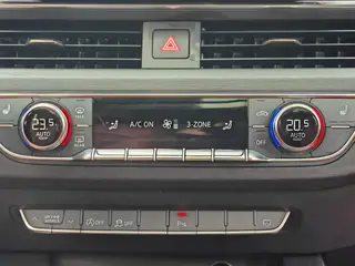 Audi A4L 2025 200 Versión Yuexiang de diez mil vehículos 40 TFSI Deluxe dinámico interior foto 16 Audi A4L 2025 200 Versión Yuexiang de diez mil vehículos 40 TFSI Deluxe dinámico interior foto 16