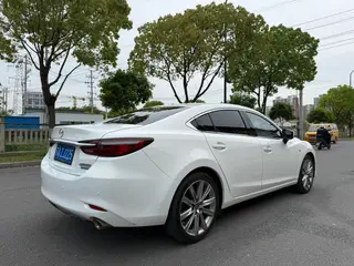 Mazda Atenza 2020 2.5L Edición Blue Sky Respete exterior foto 4 Mazda Atenza 2020 2.5L Edición Blue Sky Respete exterior foto 4