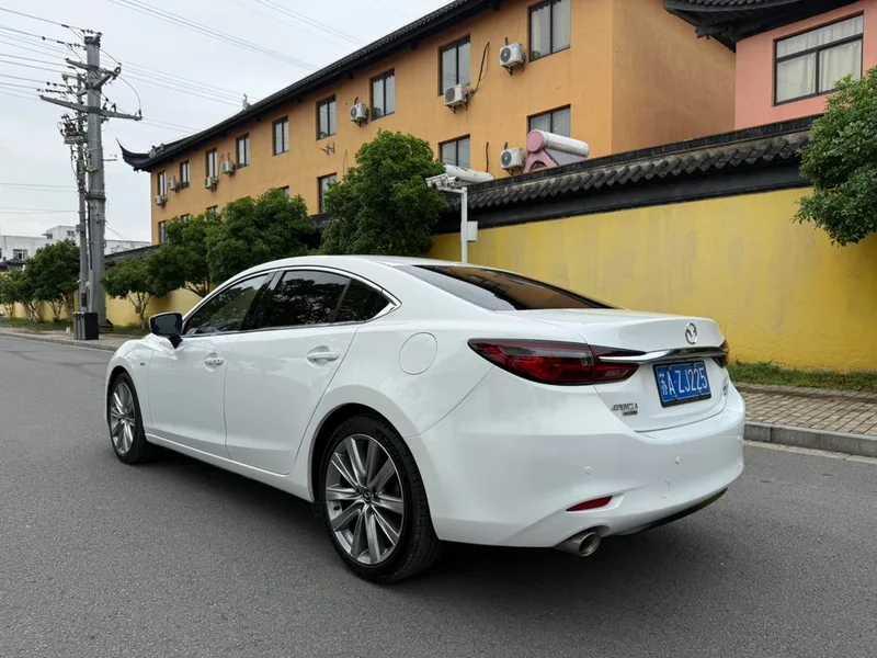 Mazda Atenza 2020 2.5L Edición Blue Sky Respete exterior foto 6 Mazda Atenza 2020 2.5L Edición Blue Sky Respete exterior foto 6