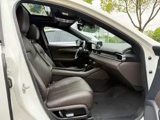 Mazda Atenza 2020 2.5L Edición Blue Sky Respete interior foto 18 Mazda Atenza 2020 2.5L Edición Blue Sky Respete interior foto 18
