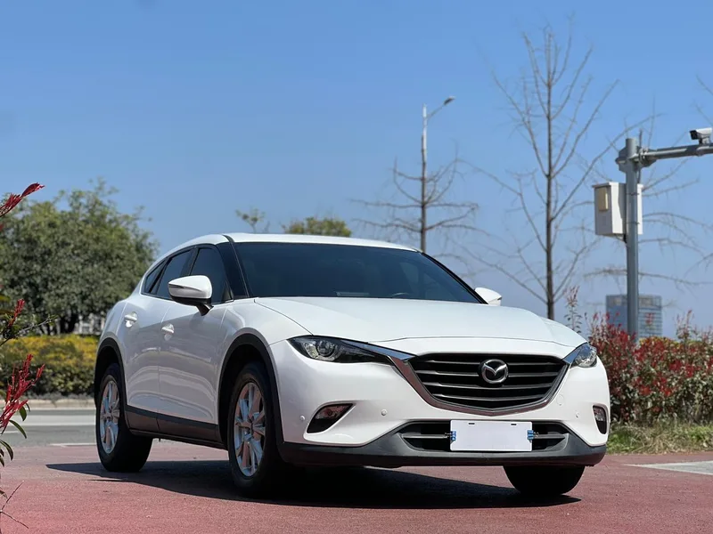 Mazda CX-4 2016 2.0L Automatic two-wheel drive blue sky vitality leather version exterior photo 2 Mazda CX-4 2016 2.0L Automatic two-wheel drive blue sky vitality leather version exterior photo 2