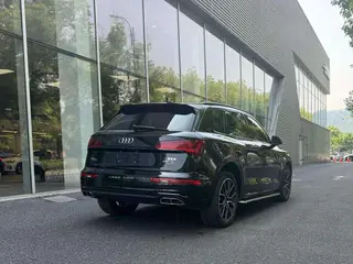 Audi Q5L 2023 45T Deluxe dinámico exterior foto 6 Audi Q5L 2023 45T Deluxe dinámico exterior foto 6
