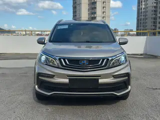 Geely Vision X3 2019 Обновленная версия 1.5L CVT Премиальная комплектация экстерьер фото 2