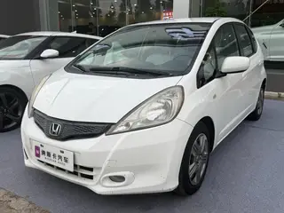 Honda Fit 2011 1.3L Automatic Comfort Version