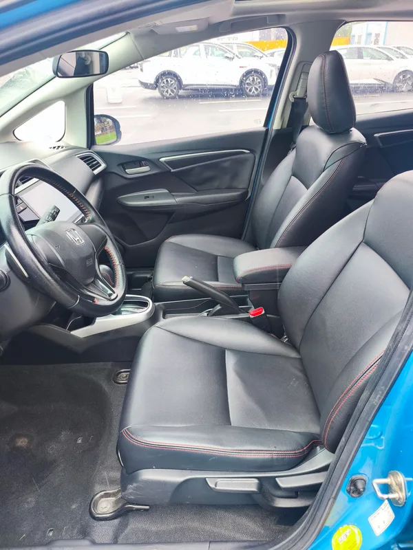 Honda Fit 2018 1.5L CVT Corriendo Edición exterior foto 9 Honda Fit 2018 1.5L CVT Corriendo Edición exterior foto 9