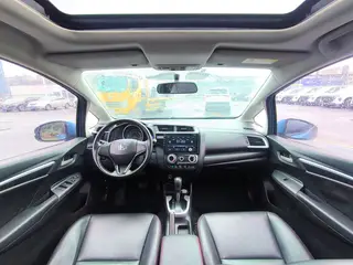 Honda Fit 2018 1.5L CVT Corriendo Edición interior foto 13 Honda Fit 2018 1.5L CVT Corriendo Edición interior foto 13
