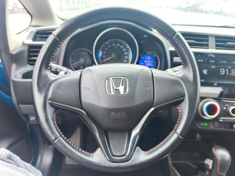 Honda Fit 2018 1.5L CVT Corriendo Edición interior foto 15 Honda Fit 2018 1.5L CVT Corriendo Edición interior foto 15