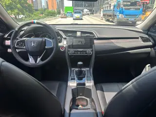 Honda Civic 2019 220TURBO Manual force control version Country VI interior photo 13 Honda Civic 2019 220TURBO Manual force control version Country VI interior photo 13