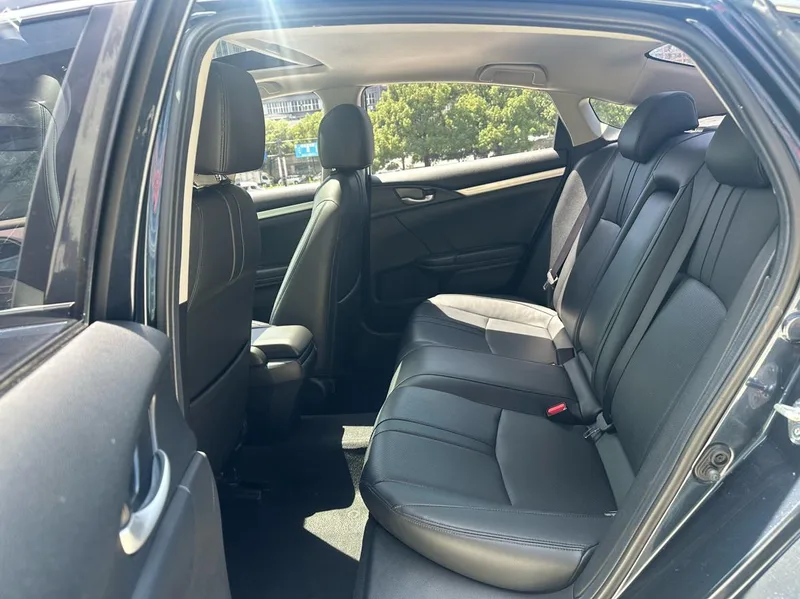 Honda Civic 2019 220TURBO Manual force control version Country VI interior photo 20 Honda Civic 2019 220TURBO Manual force control version Country VI interior photo 20