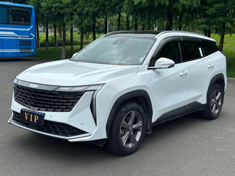 Geely Boyue L 2023 1.5TD DCT Finition premium extérieur photo 4 Geely Boyue L 2023 1.5TD DCT Finition premium extérieur photo 4