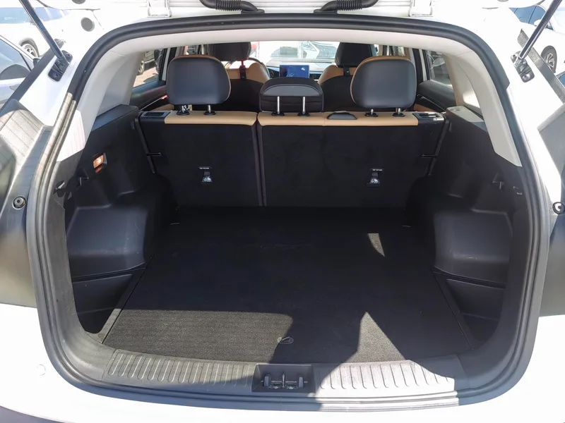 Geely Boyue L 2023 1.5TD DCT Finition premium intérieur photo 17 Geely Boyue L 2023 1.5TD DCT Finition premium intérieur photo 17