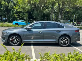 Geely Preface 2021 2.0T Acabado premium exterior foto 5 Geely Preface 2021 2.0T Acabado premium exterior foto 5