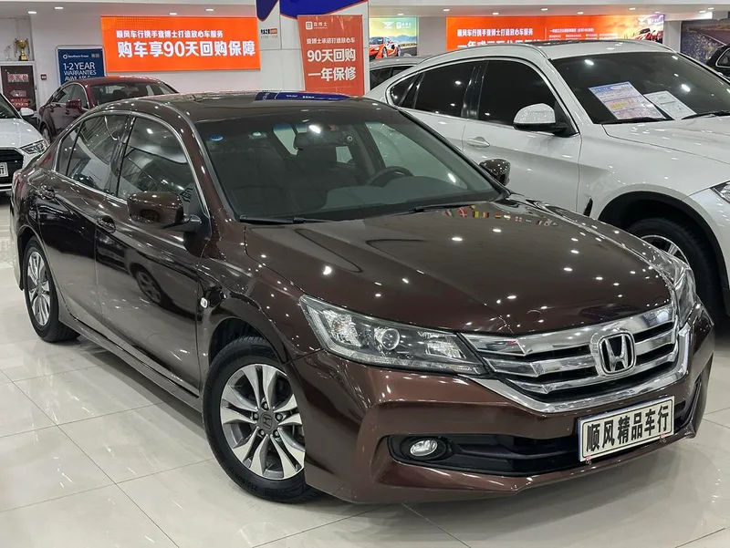 Honda Accord 2014 2.0L EX Luxury Edition exterior photo 4 Honda Accord 2014 2.0L EX Luxury Edition exterior photo 4