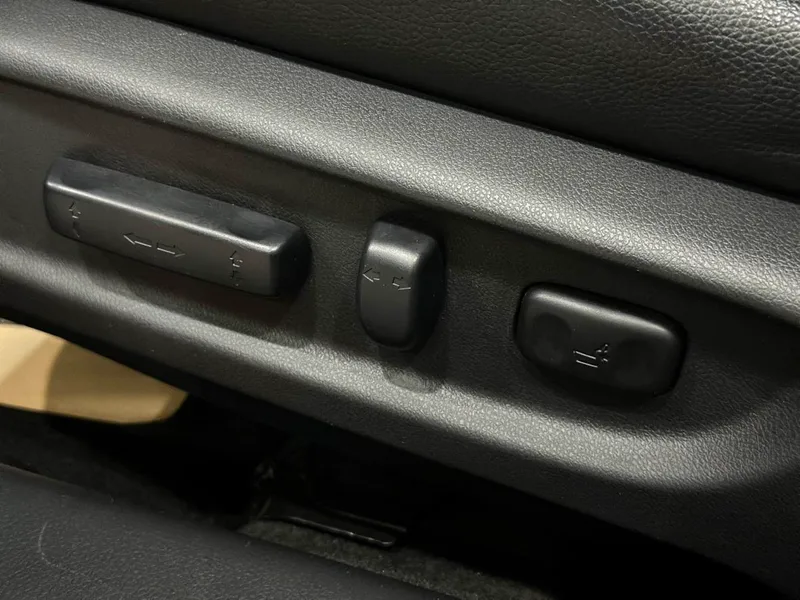 Honda Accord 2014 2.0L EX Luxury Edition interior photo 19 Honda Accord 2014 2.0L EX Luxury Edition interior photo 19