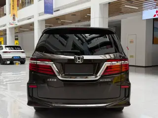Honda Elysion 2016 2.4L Version mode extérieur photo 5 Honda Elysion 2016 2.4L Version mode extérieur photo 5