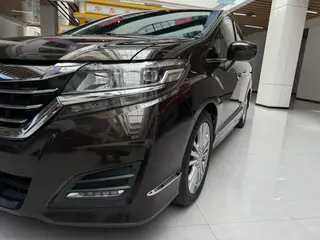 Honda Elysion 2016 2.4L Version mode extérieur photo 7 Honda Elysion 2016 2.4L Version mode extérieur photo 7