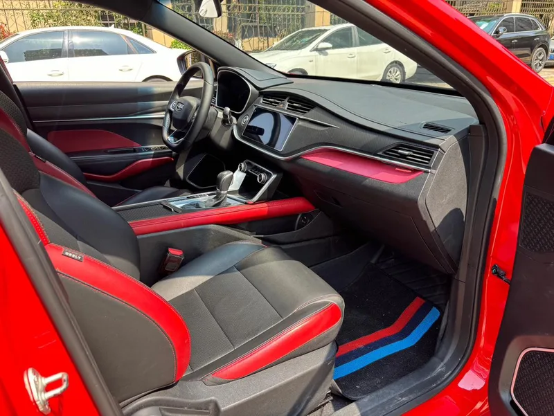 Geely Binrui 2021 1.4T CVT F Спортивная версия интерьер фото 11 Geely Binrui 2021 1.4T CVT F Спортивная версия интерьер фото 11