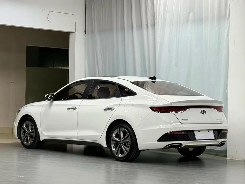 Hyundai Lafesta 2019 280TGDi Version Smart Speed Pays V extérieur photo 4 Hyundai Lafesta 2019 280TGDi Version Smart Speed Pays V extérieur photo 4