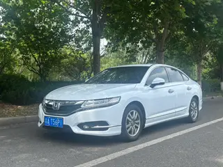 Honda Spirior 2015 2.0L Premium Edition