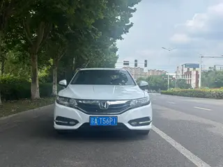 Honda Spirior 2015 2.0L Premium Edition exterior photo 2 Honda Spirior 2015 2.0L Premium Edition exterior photo 2