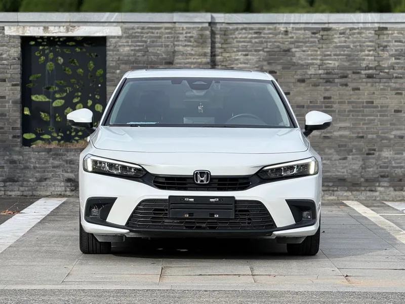Honda Civic 2023 HATCHBACK 240TURBO CVT Version extrêmement pointu extérieur photo 2 Honda Civic 2023 HATCHBACK 240TURBO CVT Version extrêmement pointu extérieur photo 2