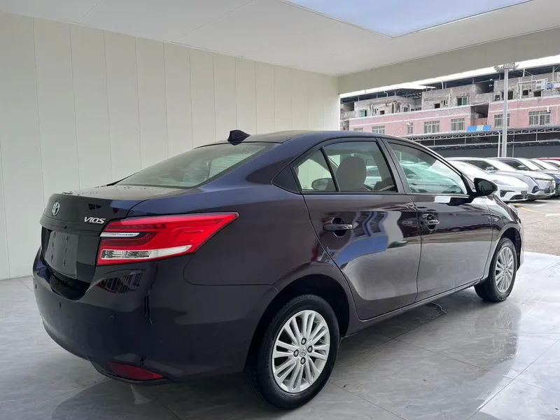 Toyota Vios 2017 1.5L CVT Line Creation Edition interior photo 9
