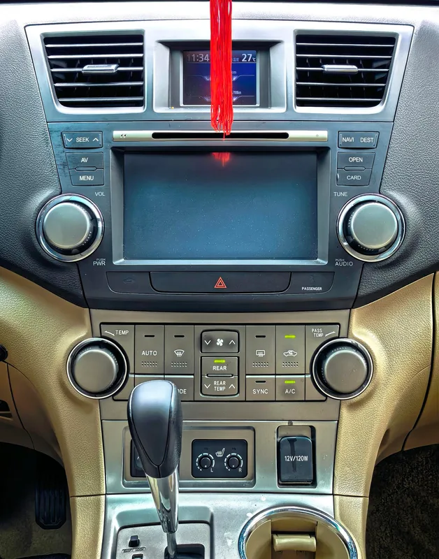Toyota Highlander 2009 2.7L Deux roues motrices 7 Version de luxe du siège intérieur photo 19
