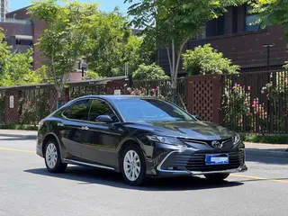 Toyota Camry 2023 2.0G Version de luxe extérieur photo 3 Toyota Camry 2023 2.0G Version de luxe extérieur photo 3