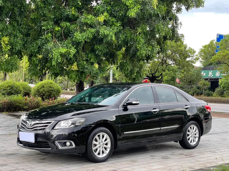 Toyota Camry 2013 200E Classic Elite Edition exterior photo 1 Toyota Camry 2013 200E Classic Elite Edition exterior photo 1