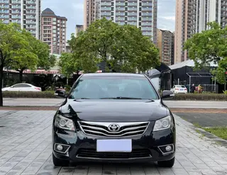 Toyota Camry 2013 200E Classic Elite Edition exterior photo 2 Toyota Camry 2013 200E Classic Elite Edition exterior photo 2