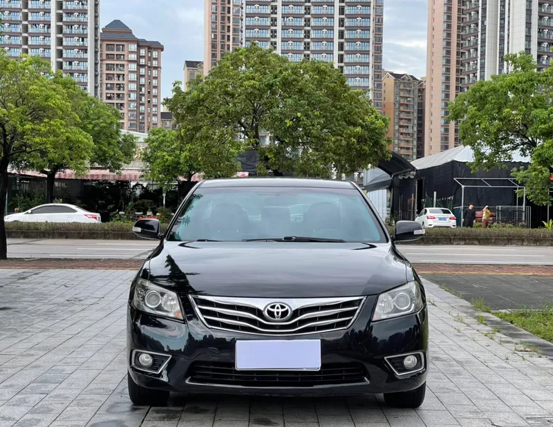 Toyota Camry 2013 200E Classic Elite Edition exterior photo 2 Toyota Camry 2013 200E Classic Elite Edition exterior photo 2